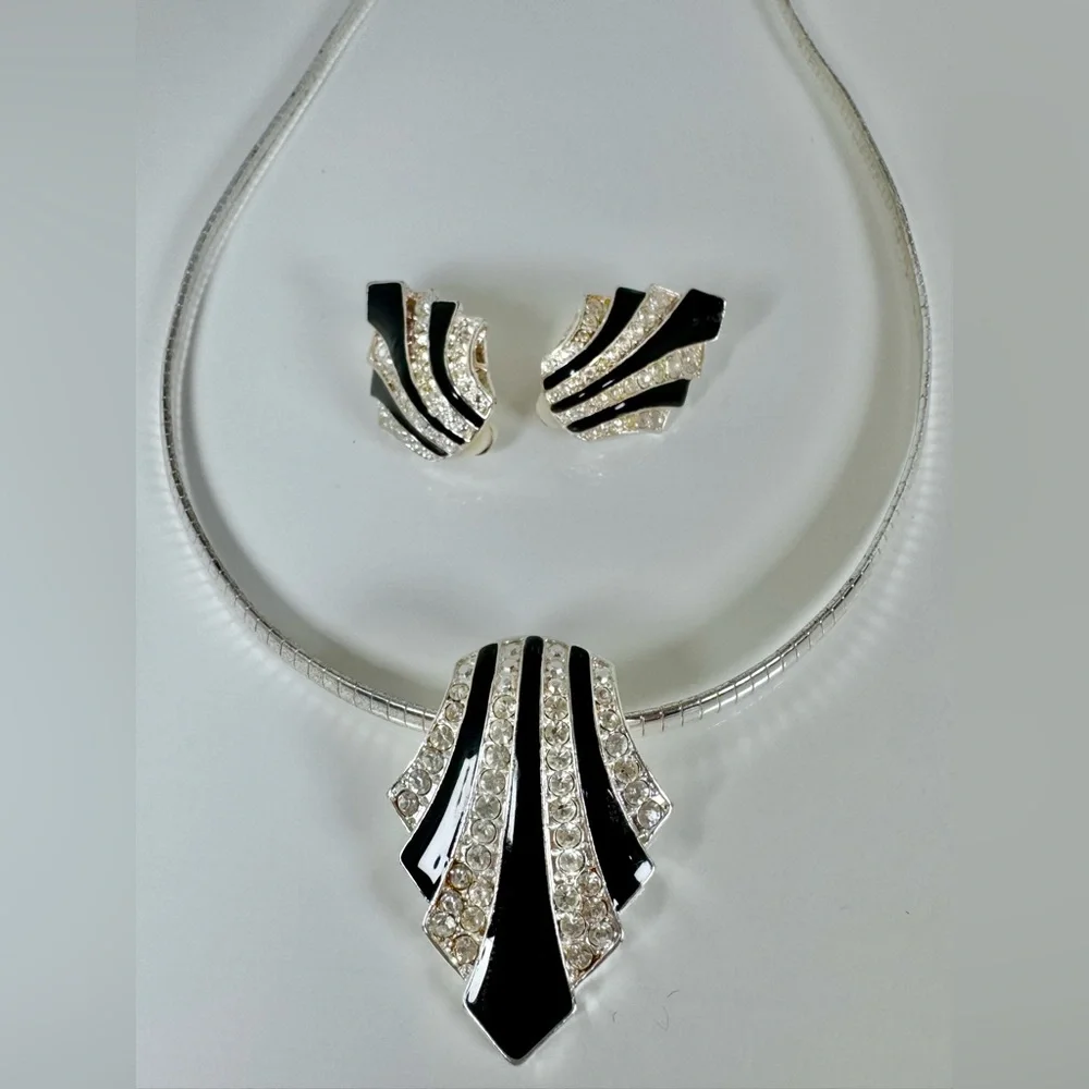 Avon Nina Ricci Black Enamel Rhinestone Silver Tone Necklace & Clip Earrings